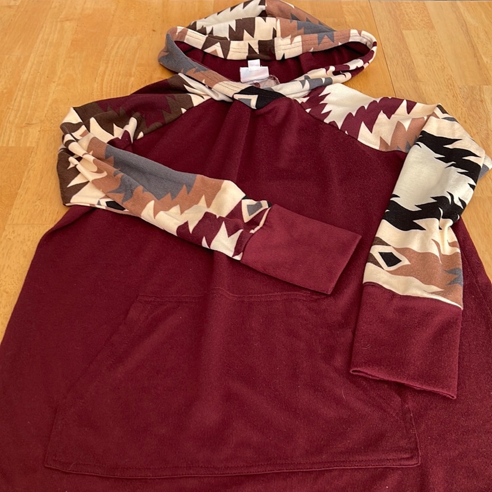 Medium Lularoe Amber.